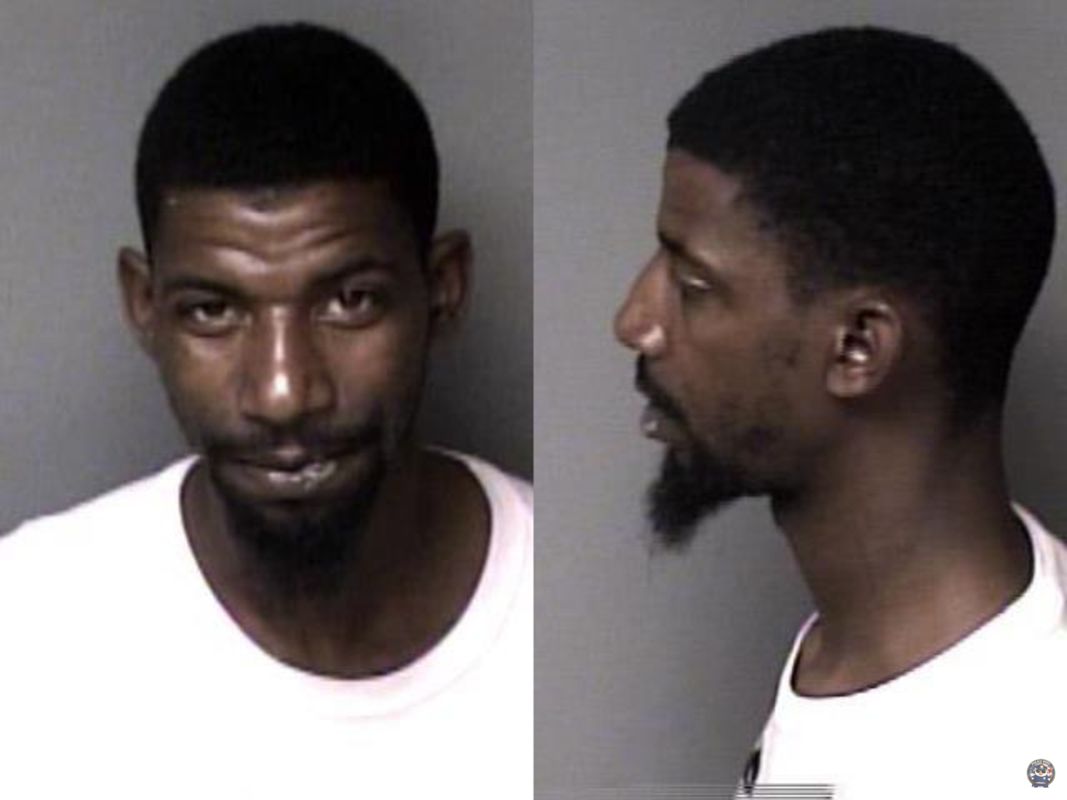 Booking photo of Mackins, Gwasky Tyrone Junior