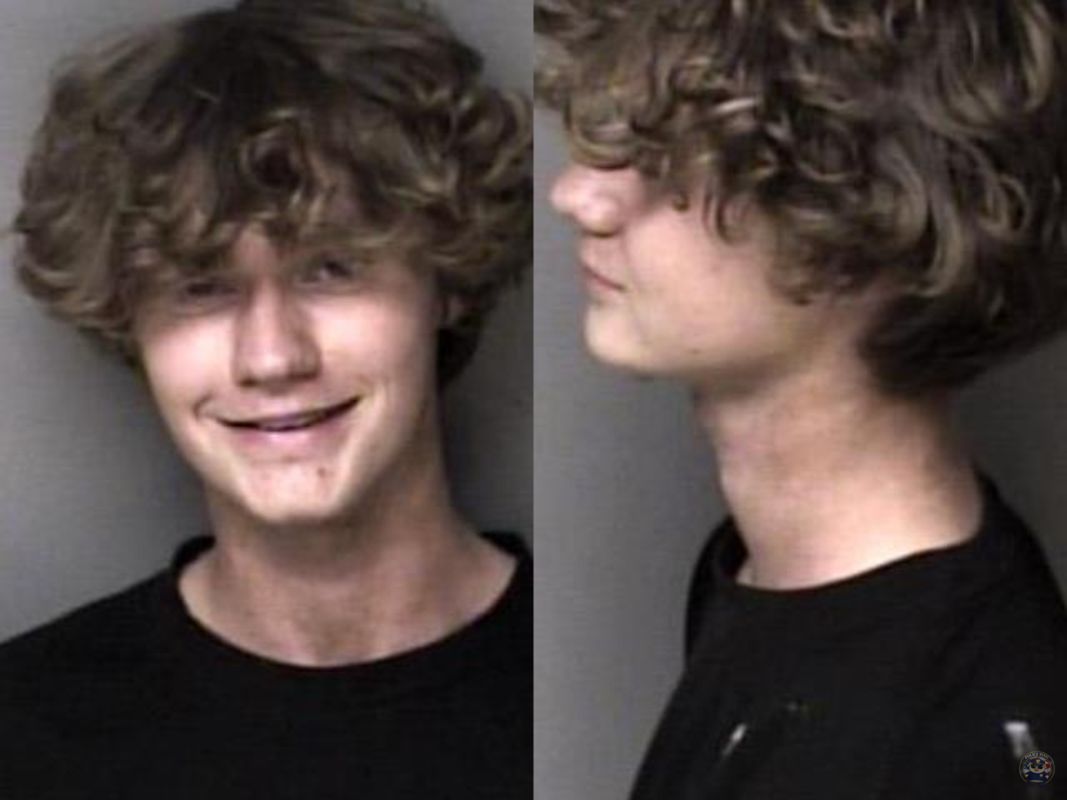 Booking photo of Murray, Tyler Edward