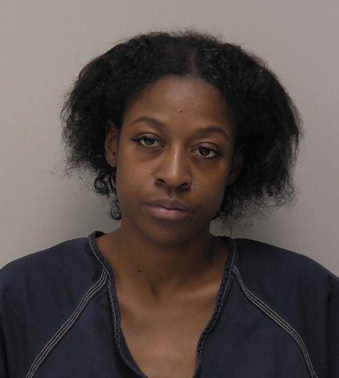 Booking photo - MI'TRESHA SHAKAIR MICHELEI HENDERSON - Hancock, Ohio