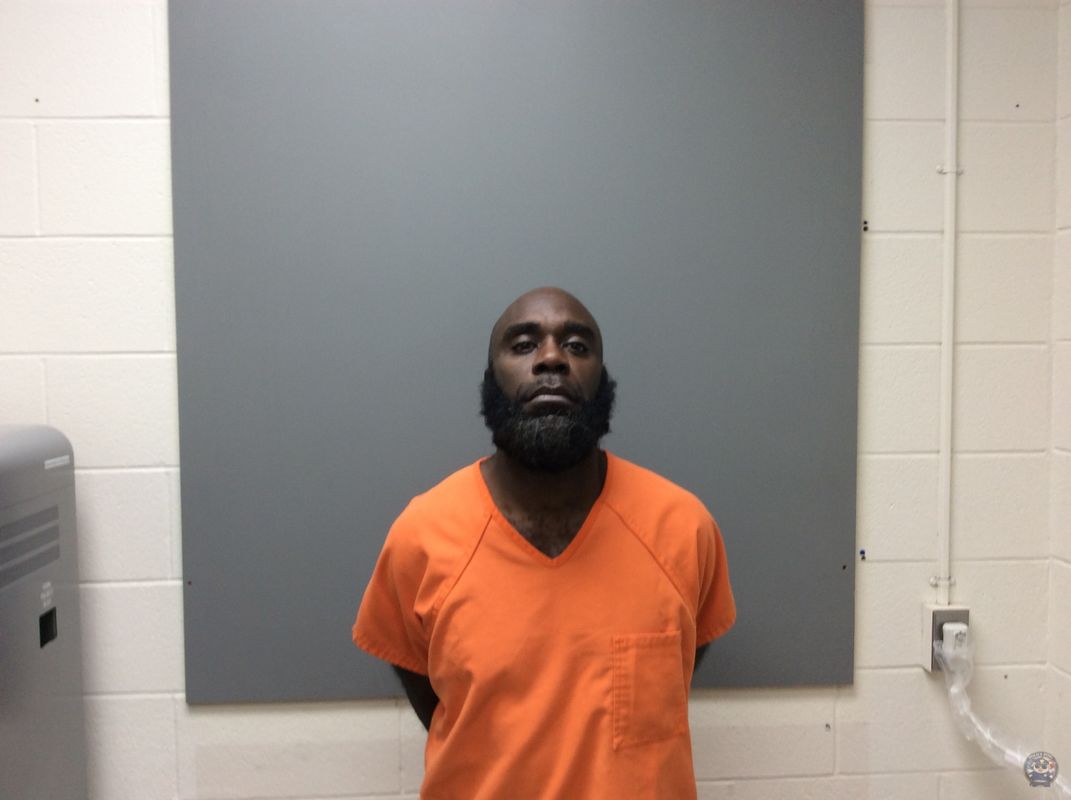 Booking photo -  MCKENZIE GRAYLAN NIGUEL - Iberia, Louisiana