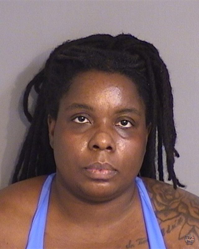 Booking photo of VALESKA STHILAIRE