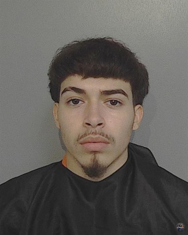 Booking photo of JOALEX EMMANUEL CARRERAS-RIVERA