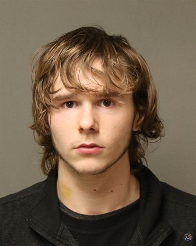 Booking photo of DYLAN RAY CASSELL